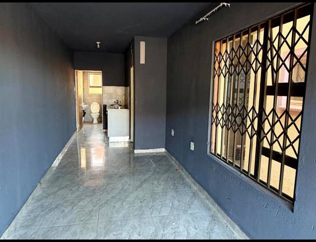 0 BEDROOM PROPERTY TO RENT IN PROTEA GLEN